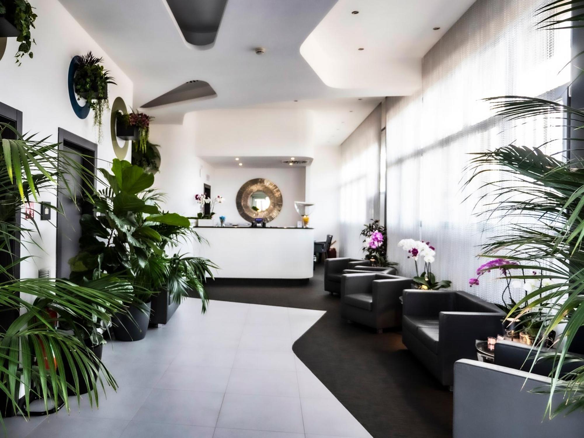 Loto Business Hotel Rom